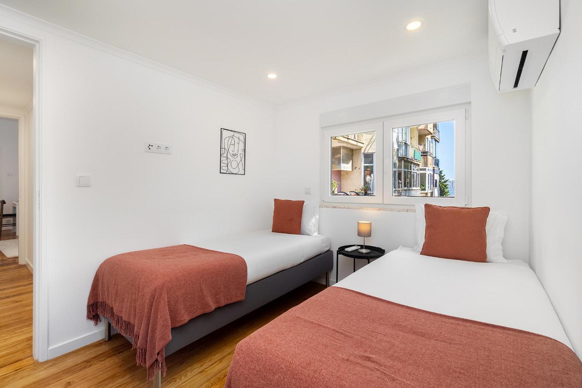 Whome Peaceful Alges Family Home Away From City Noise Eksteriør billede